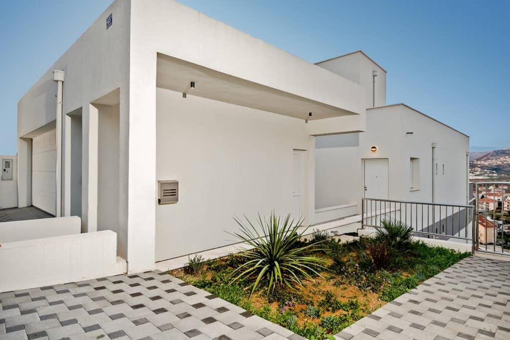 פודסטראנה Villa Graf מראה חיצוני תמונה