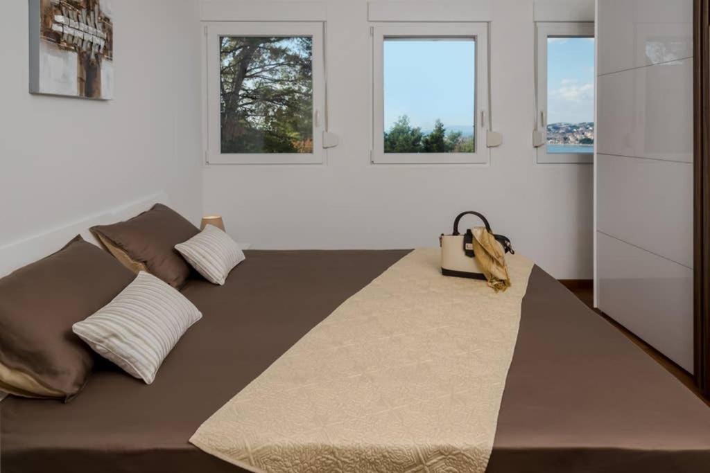 פודסטראנה Villa Graf מראה חיצוני תמונה